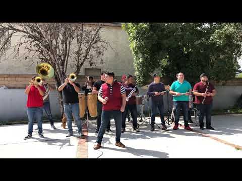 Todos Hablan Nada Saben - Banda La Jaladora (A Viento)