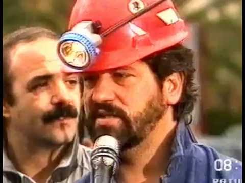 la protesta dei minatori della Carbosulcis anni 90 filmato di Gattus Sergio,