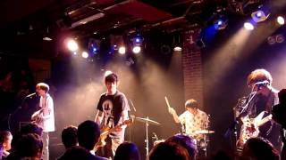Deerhunter - Famous Last Words (Paris, 13 May 2010)