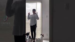 【TikTok】胸の形がわかる系は興奮しますwww