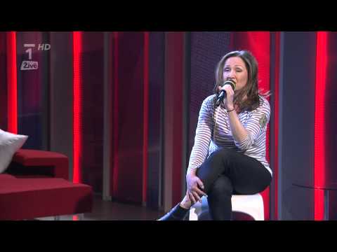 Bára Basiková - Most přes minulost