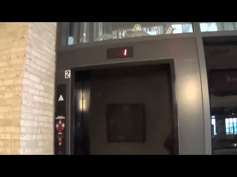 Cool Hydraulic Elevator | Waterside Mall | Norfolk, VA
