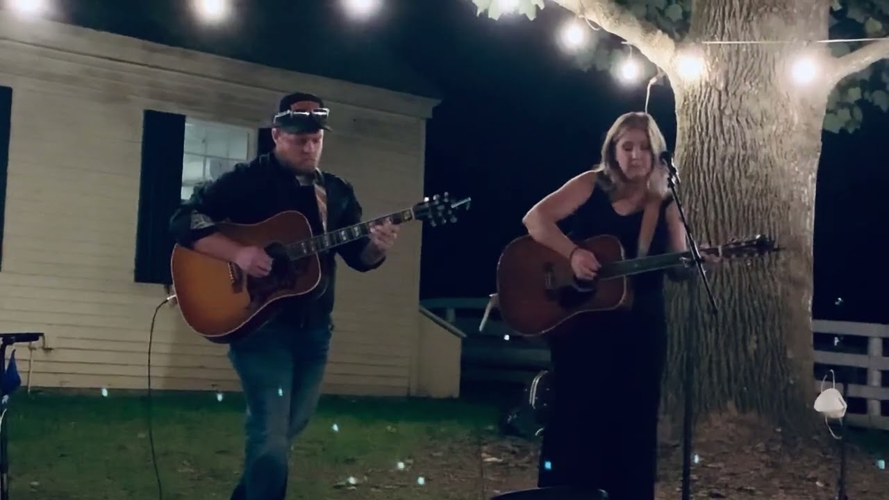 Promotional video thumbnail 2 for Carrie Johnson and Taylor Hampton Acoustic Duo