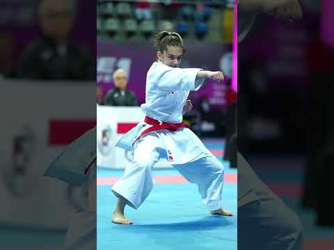 Best #karategirl Anil Shariatpanahi 13 years old performance #karate kata gojushiho sho #martialarts
