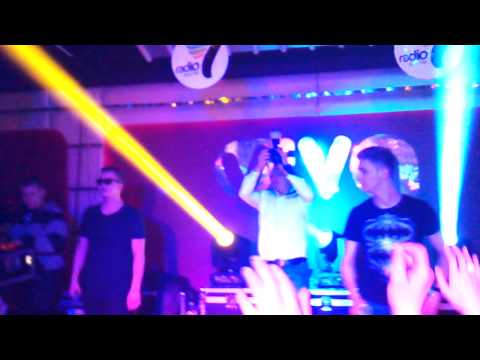 Piękni i Młodzi - Niewiara klub Viva Windyki