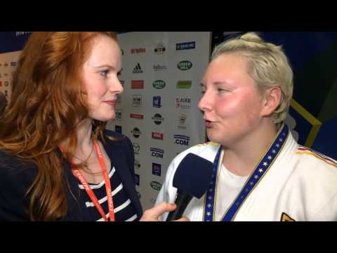 Jasmin Külbs nach ihrer Bronzemedaille