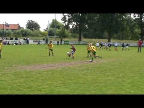 Voetbaltoernooi FC Binnenmaas dd 06-06-2009 5e wedstrijd DSO F6 - Binnenmaas F3