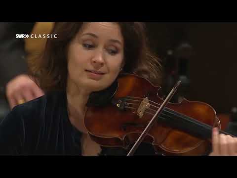 Kopatchinskaja plays Schumann violin concerto with Christoph Eschenbach and SWR Symphony Orchestra