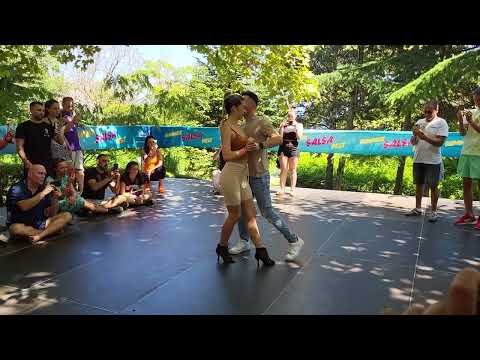 Stefan and Oana kizomba lesson