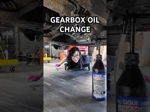 Gearbox oil change on my new to me Spec Miata racecar!