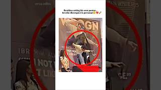 Download lagu cutting his own poster 🥲#ibrahimalikhan #bollywood mp3