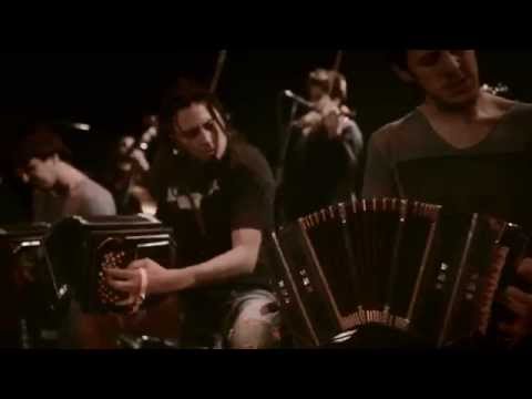 ORQUESTA TIPICA FERNANDEZ FIERRO, "En Silencio" -VIDEO OFICIAL