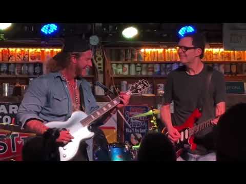 Paul Gilbert Jams with Jared James Nichols in Montana