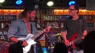 Download lagu Paul Gilbert Jams with Jared James Nichols in Montana mp3 Download lagu Paul Gilbert Jams with Jared James Nichols in Montana mp3