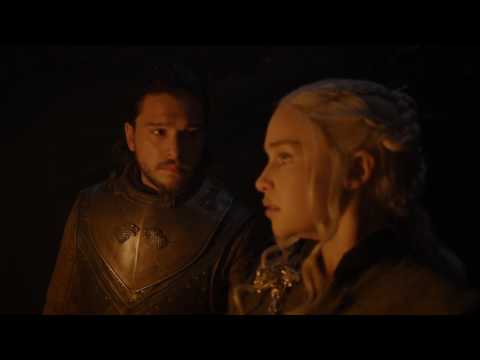 Jon Snow Shows Daenerys Targaryen the first men and white walkers