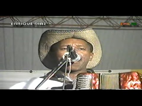 El palomo negro Enrique díaz tova | @fusturucio