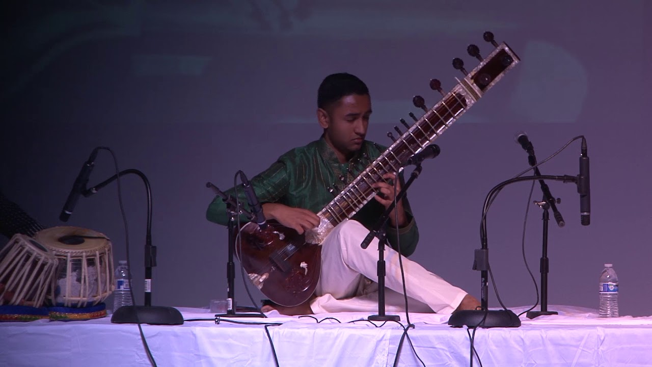 Hire Iyer Sitar Sitar Player in Detroit, Michigan