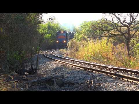 TREM CARREGADO NO TALO! BB36-7 ACELERANDO FORTE EM FORMIGA MG