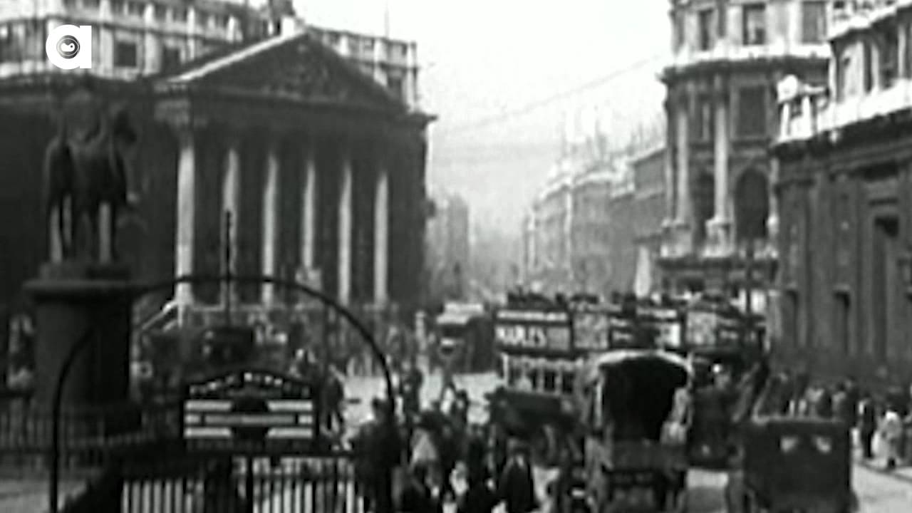 9 Cats That Should Have Been Internet Famous