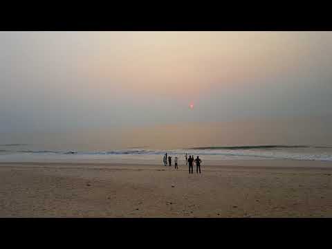 ಮರವಂತೆ ಸಮುದ್ರ ತೀರದಲ್ಲಿ ಸೂರ್ಯಾಸ್ತಮಾನ (Sunset view from Maravanthe seashore)