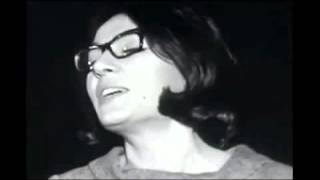 Nana  Mouskouri   -  Ses Baisers Me Grisaient  -   1965  -