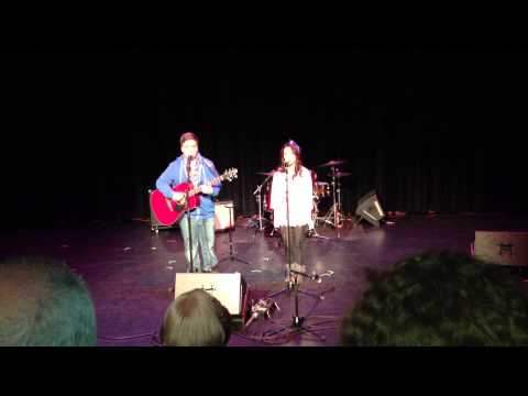 Pumped Up Kicks/Undercover Martyn Mashup- Foster the People/Two Door Cinema Club