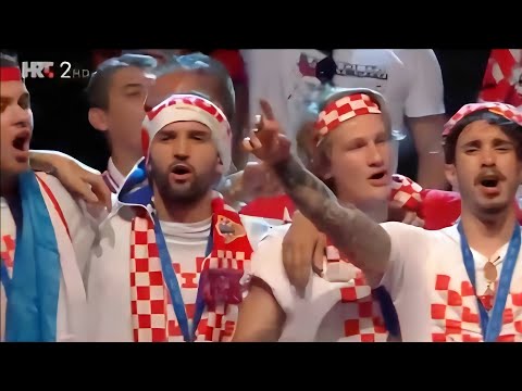Vatreni ,Thompson i navijači - Lijepa li si
