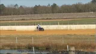 preview picture of video 'Julien CAYRE - grass track 250 cc - entrainement - Artigues de Lussac - 25 mars 2012'