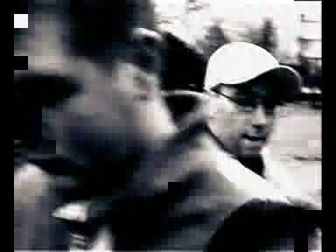 Kropka Nad I - Między Bogiem a prawdą