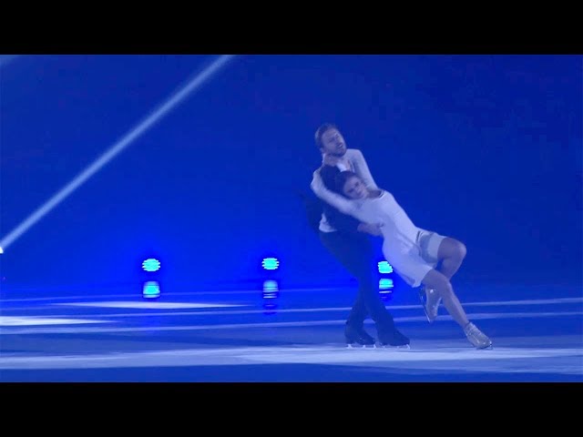 Российские звёзды на ангарском льду