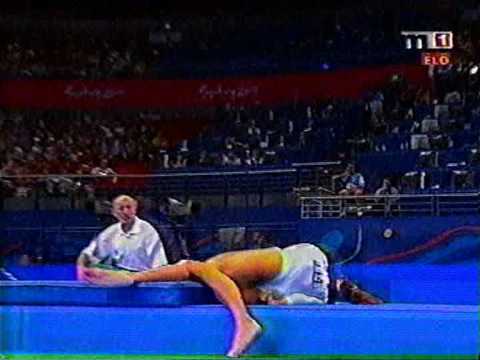 Nyeste Adrienn 2000. Sidney Olimpia - Bars Qual.