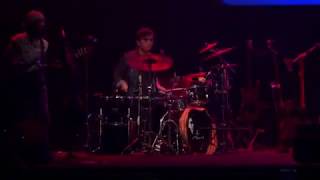 Download lagu Iwan Fals - Live Kumenanti Seorang Kekasih Konser Top Nation Coffee mp3