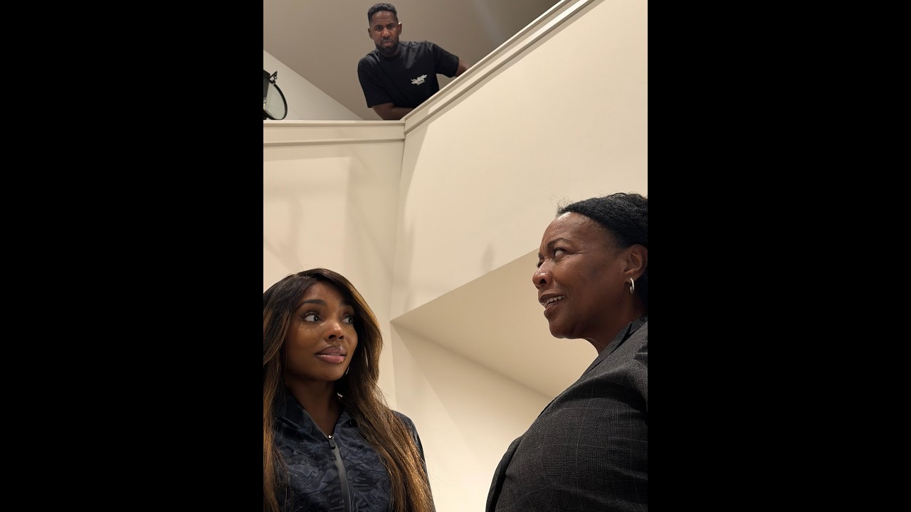 When Domini stands up for Lesa against Ms. Gladys!