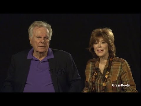 download lagu mp3 mp4 Jill St John Bio, download lagu Jill St John Bio gratis, unduh video klip Jill St John Bio