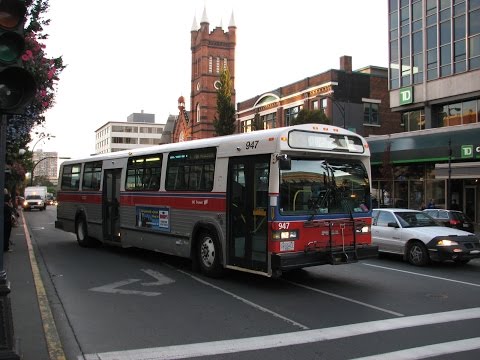 BC Transit | Victoria Regional Transit System | MCI Classic #947