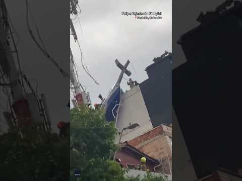Tourist helicopter crashes in Colombia #shorts