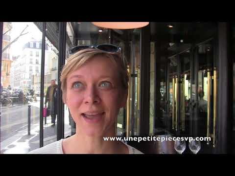 Prisca Demarez avec des OU...