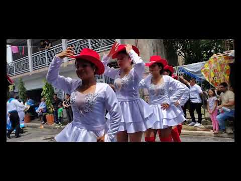Desfile del 15 de septiembre en paraíso de Osorio