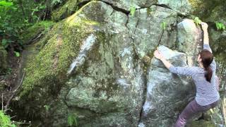 Bouldering at The Garden: Trust V3
