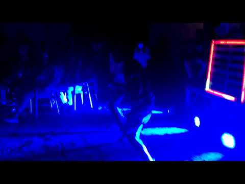 Djanny b.boy en show case 5/5 yende makambu