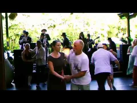 WellSwung Daddies Watts Local live in Byron Bay at the Byron at Byron Resort.