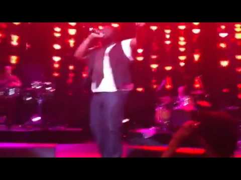 Bob Sinclar feat Steve Edwards Defected ITunes Live 2010 - Love Generation