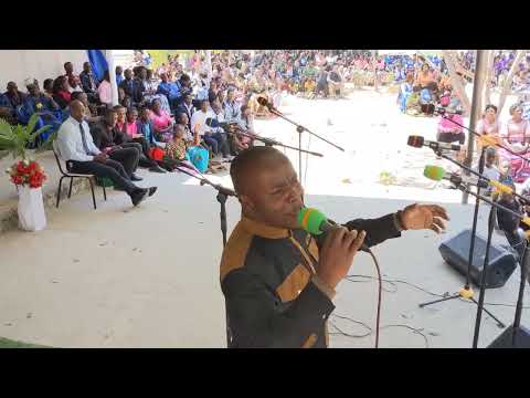 Ewo- LIVE PERFORMANCE IN KAPIRI