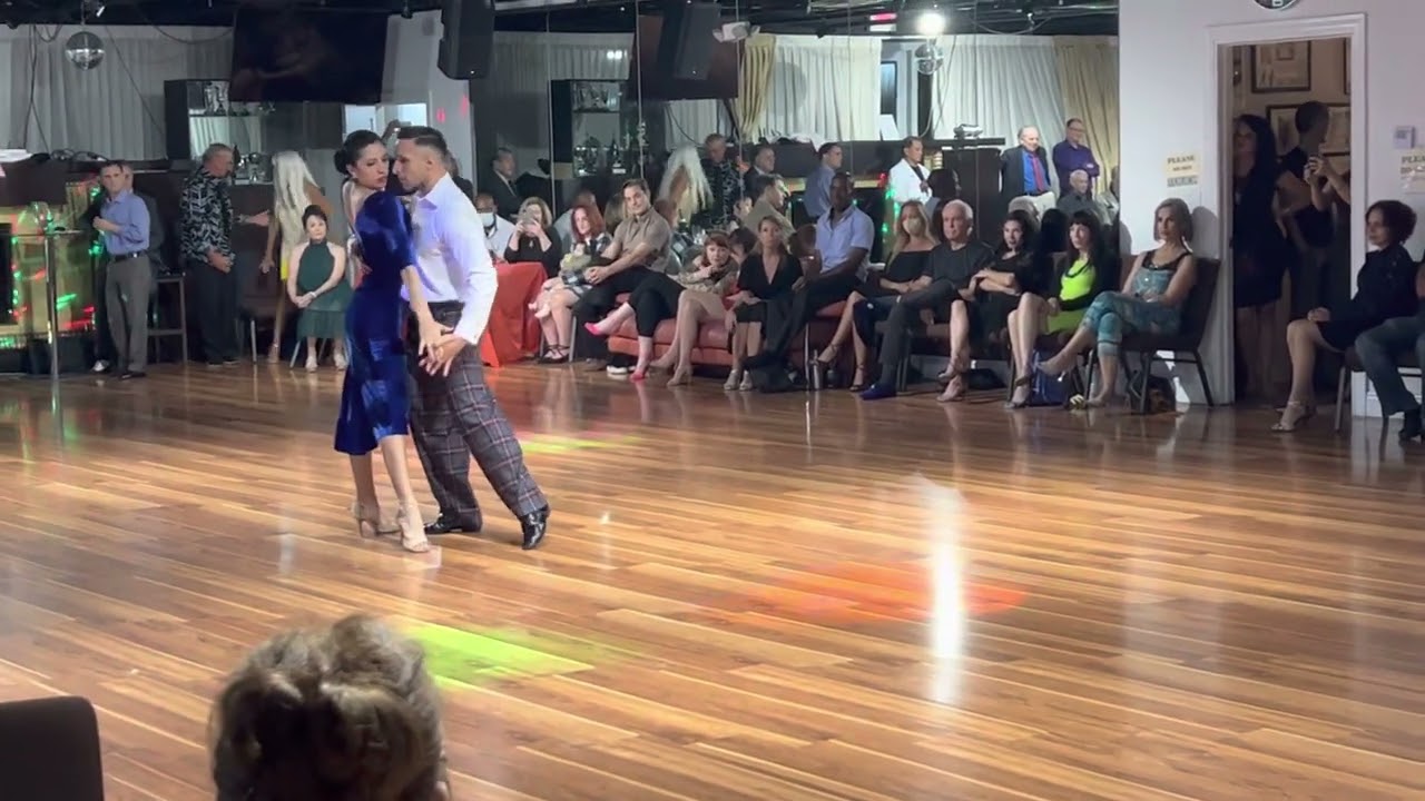 Ariel Leguizamon & Yésica Esquivel in Miami