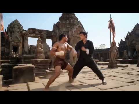 Tony Jaa vs Bruce Lee.