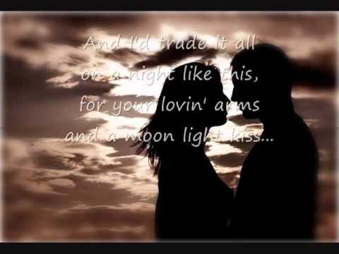 Moonlight Kiss  with lyrics