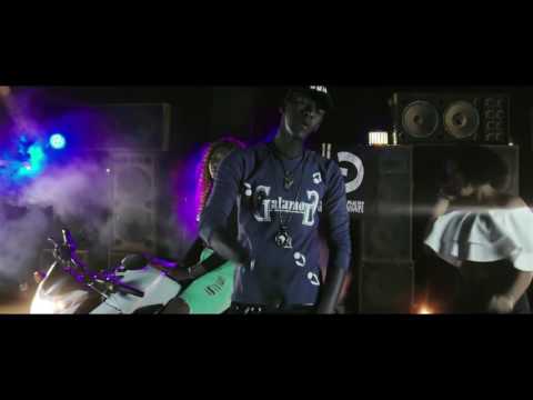 Lezy Booza : 9MM (9Millimètre Clip Officiel )