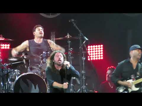Chris Cornell Tribute---Forum---1 16 19---Audioslave with Dave Grohl---Show Me How To Live