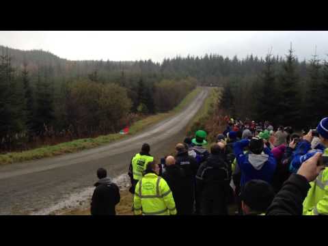 Kris Meeke - Dyfnant 'Irish Corner'