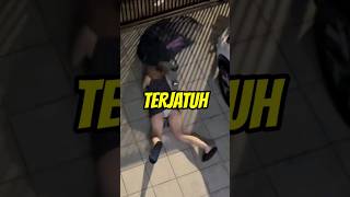 Download lagu CEWEK TERJATUH #ngakak mp3